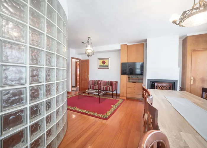 Casa Lugar De Dices Rois